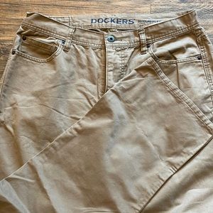 Dockers classic fit mens super soft tan pants size 34 x 29